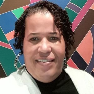 Meet your Posher, Edwina